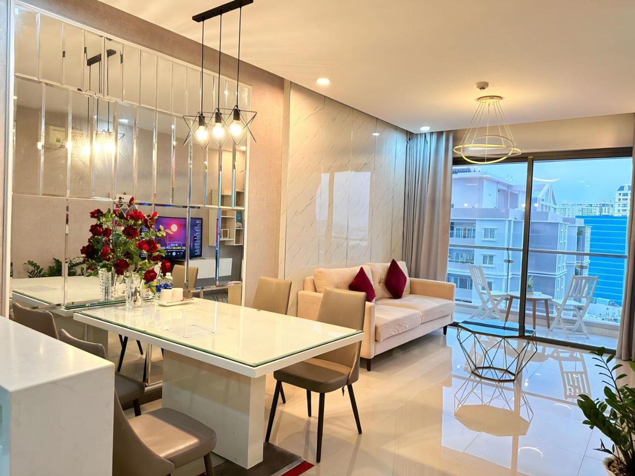 Yourhomes 호치민 외부 사진