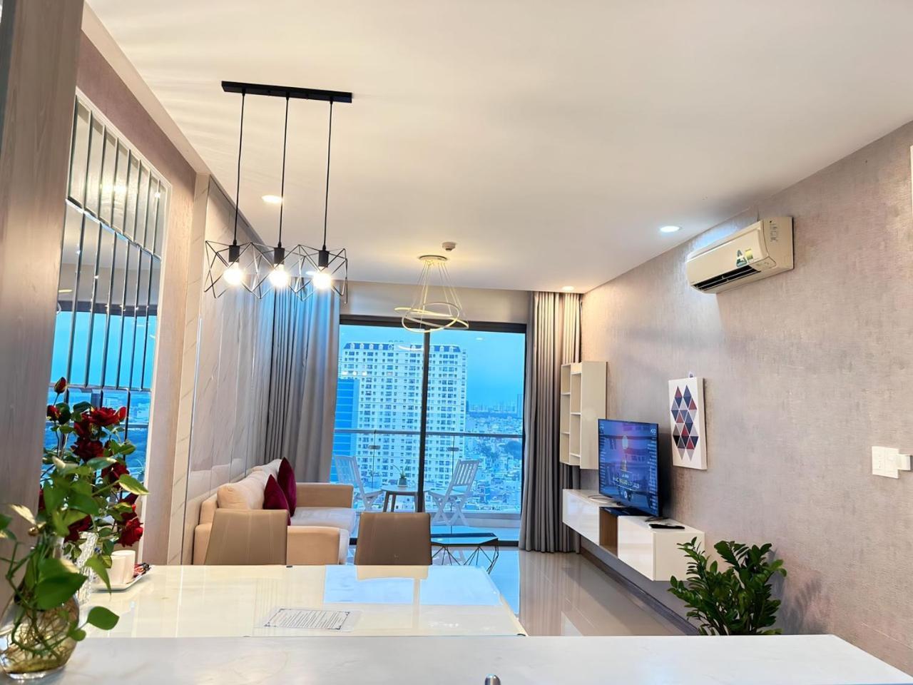 Yourhomes 호치민 외부 사진