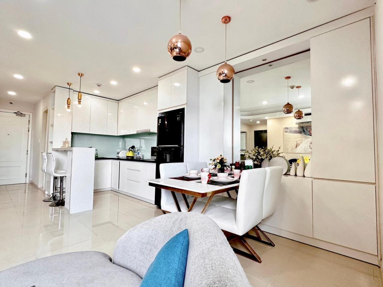 Yourhomes 호치민 외부 사진